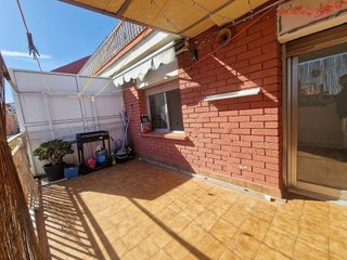 Ático en venta en Les Roquetes en Barcelona