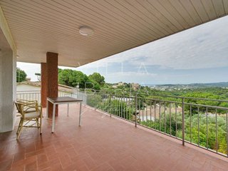 Chalet en venta en Els Pins - Politur en Castell-Platja d´Aro