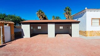 Chalet en venta en Catral