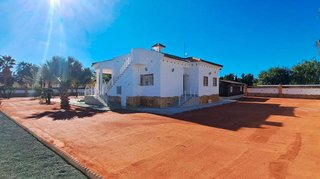 Chalet en venta en Catral