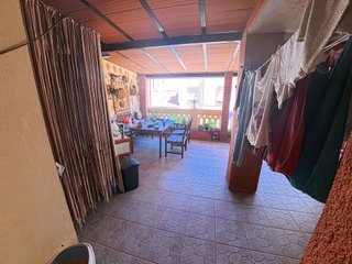 Casa adosada en venta en Carolinas Bajas en Alicante