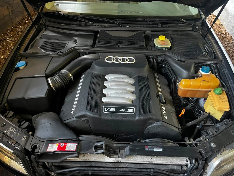 Audi A8 2002 V.8 4.2 - foto 1