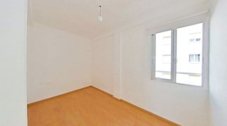 Piso en venta en Campoamor en Alicante