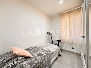 Piso en venta en Artigas - Llefià en Badalona