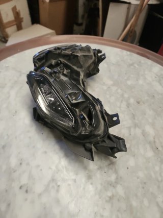 Faro Yamaha Tracer 900
