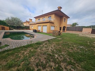 Chalet en venta en Puigventós en Lloret de Mar