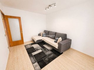 Piso en venta en Santa Eugènia en Girona