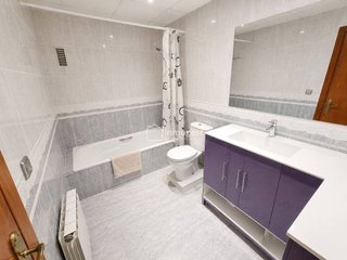 Piso en venta en Santa Eugènia en Girona