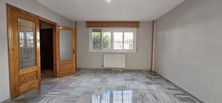 Casa adosada en venta en Maracena