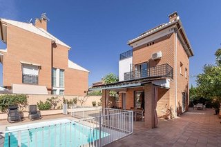 Chalet en venta en Huétor Vega