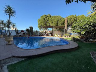 Casa pareada en venta en Montequinto en Dos Hermanas