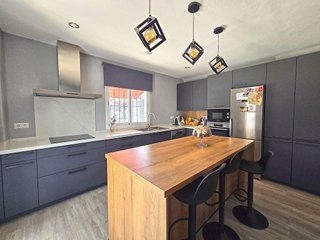 Chalet en venta en Nuevo Bulevar en Mairena del Aljarafe