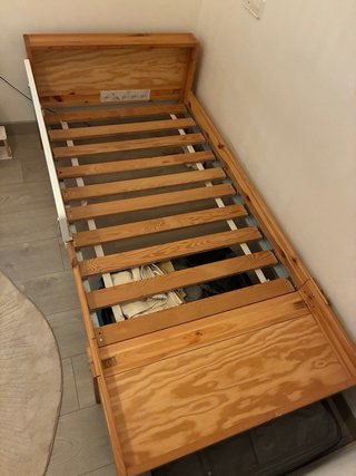Cama extensible madera + colchón + baranda