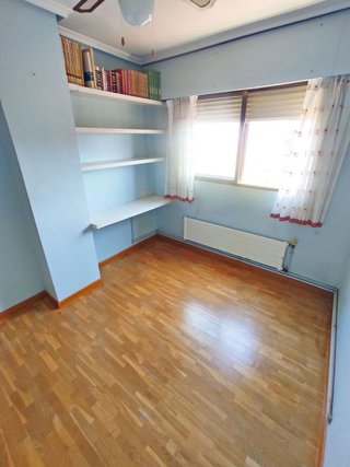 Piso en venta en Ciutat Jardí en Valencia