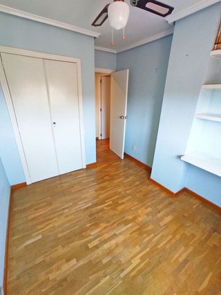 Piso en venta en Ciutat Jardí en Valencia