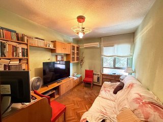 Piso en venta en Pradolongo en Madrid