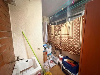 Piso en venta en Pradolongo en Madrid