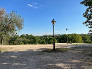 Piso en venta en Pradolongo en Madrid