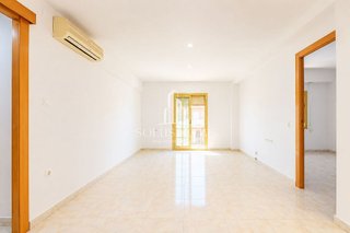 Piso en venta en Ciutat Jardí en Valencia