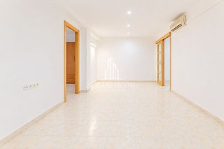 Piso en venta en Ciutat Jardí en Valencia