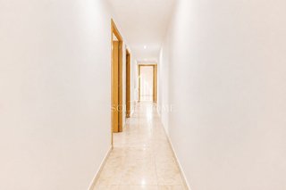 Piso en venta en Ciutat Jardí en Valencia