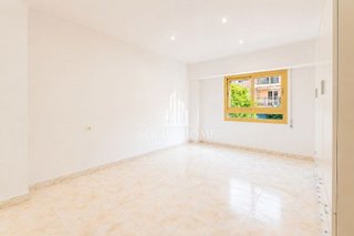 Piso en venta en Ciutat Jardí en Valencia