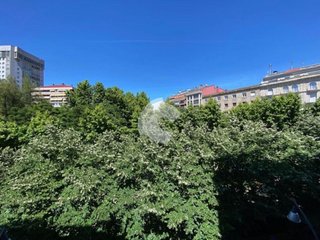 Piso en venta en Centro en Ourense