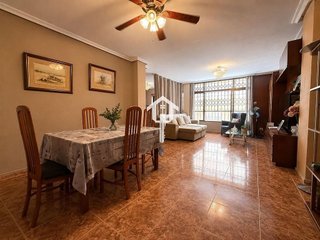 Piso en venta en Campoamor en Alicante