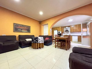 Chalet en venta en Novelda