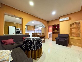 Chalet en venta en Novelda