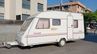 Caravana Sterling Voyager 750kg