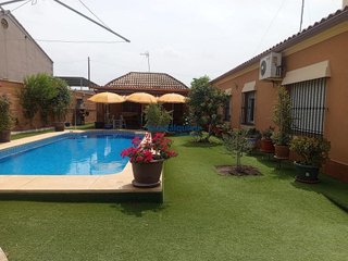 Chalet en venta en Montequinto en Dos Hermanas