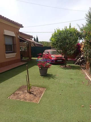 Chalet en venta en Montequinto en Dos Hermanas