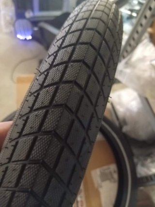 Coppia copertoni bici 20 x 2,15