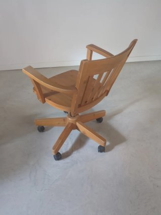 Silla de estudio madera palillería ajustable
