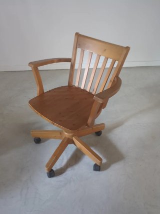 Silla de estudio madera palillería ajustable