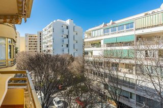 Piso en venta en Playa de la Fontanilla en Marbella