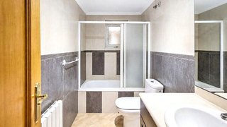 Piso en venta en Baró de Viver en Barcelona