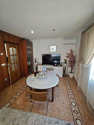 Casa adosada en venta en Veinat en Salt