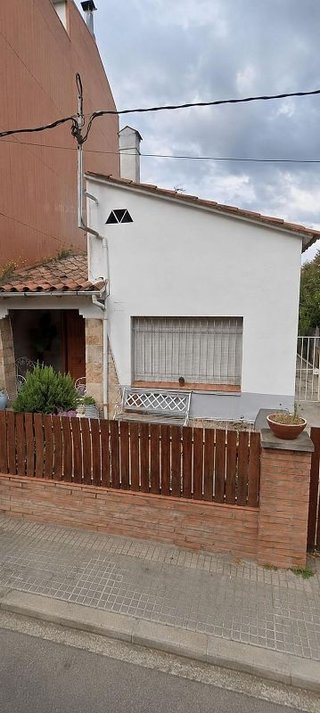 Casa adosada en venta en Veinat en Salt