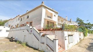 Casa adosada en venta en Montjuïc en Girona