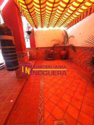 Casa adosada en venta en Écija