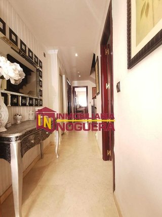 Casa adosada en venta en Écija