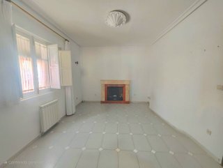 Casa adosada en venta en La Paz-Las Américas en Linares