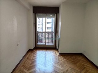 Piso en alquiler en Areal – Zona Centro en Vigo