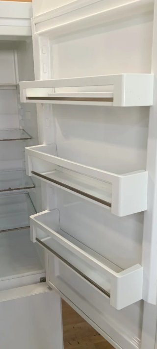 Nevera Liebherr blanca 185X60cm
