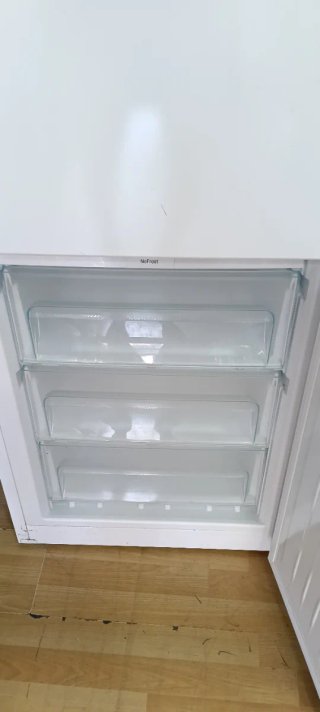 Nevera Liebherr blanca 185X60cm