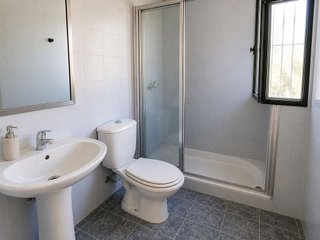 Chalet en venta en La Granja-La Colina-Los Pastores en Algeciras