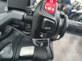 Yamaha T-MAX 560 TECH MAX 2022