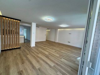 Piso en venta en Ensanche - Diputación en Alicante
